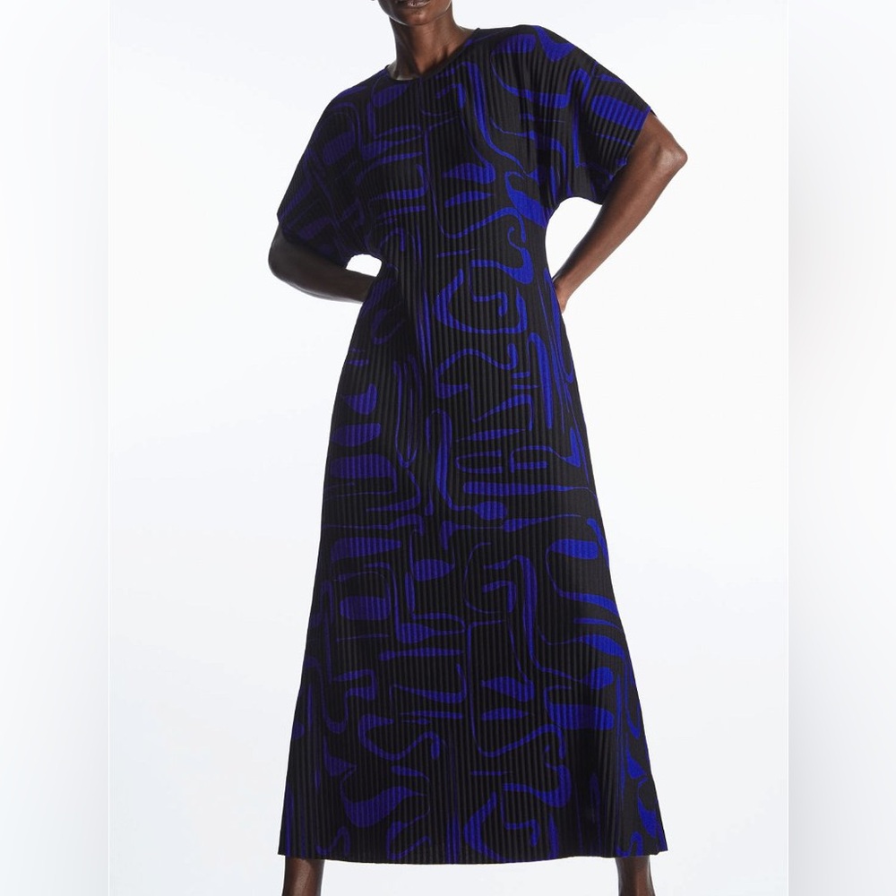 COS Pleated Midi T-Shirt Dress Large
